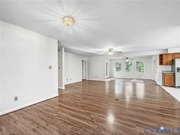 1024 Green Hill Rd, South Hill, VA 23970