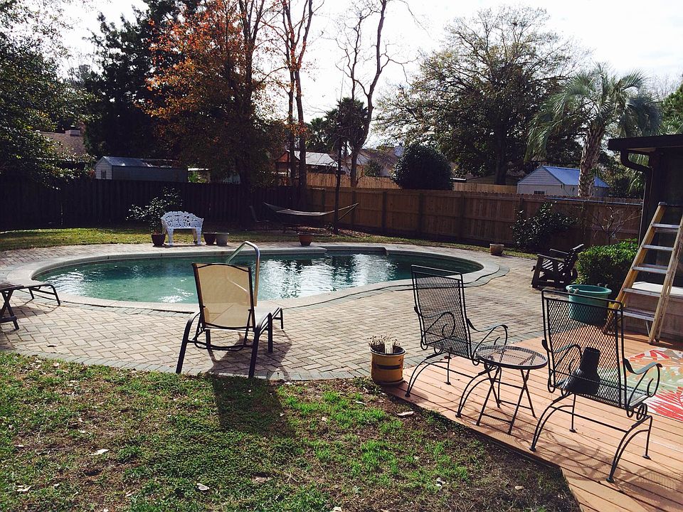 1st image of 2106 Willow Bend Ln
