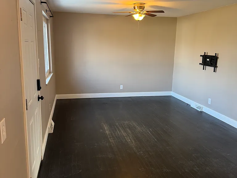 1663 W Highview Dr #1663 — Photo 4