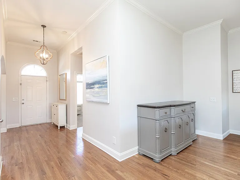 122 Buckhaven Dr — Photo 5