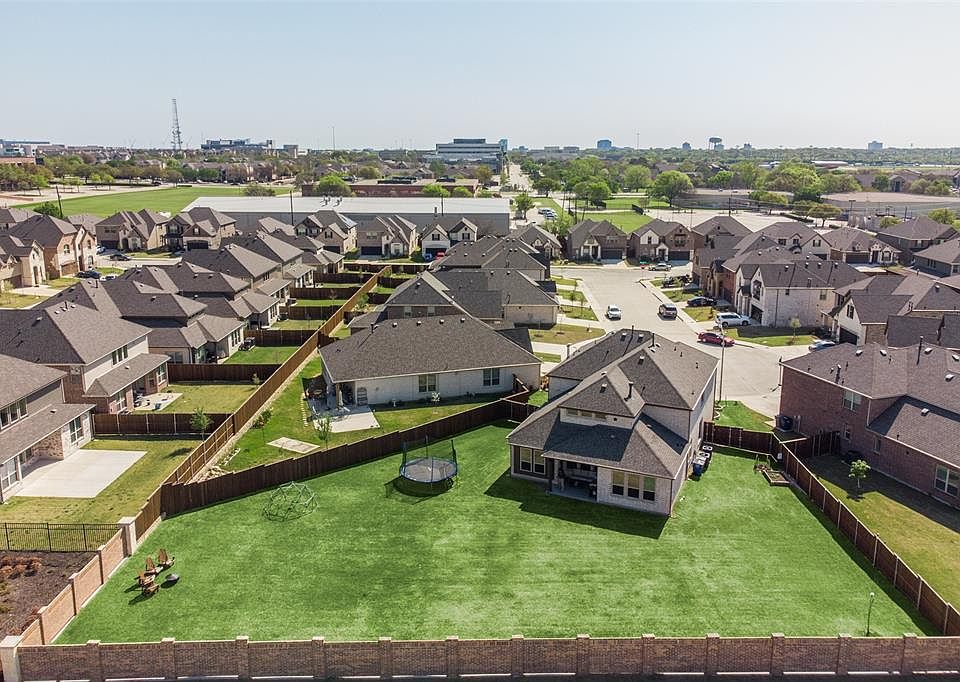 1st image of 8201 Horsetail Ct