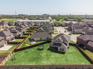 8201 Horsetail Ct, Dallas, TX 75252