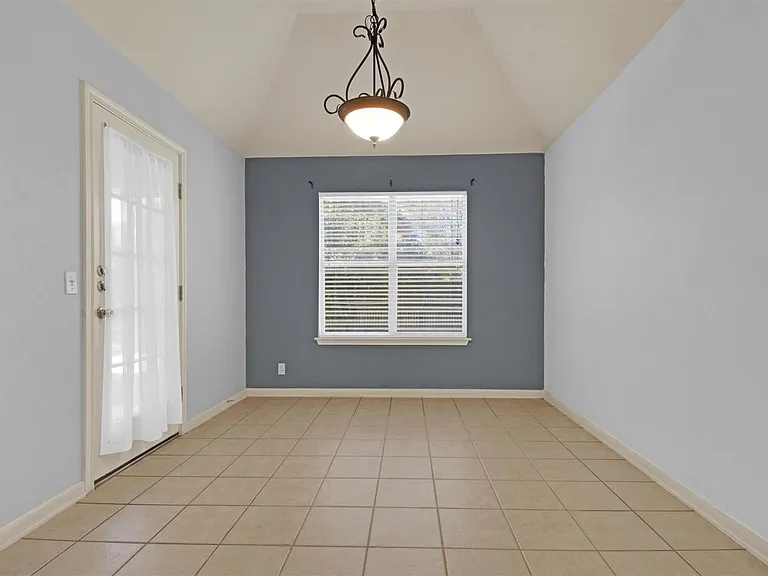 3300 Winding Shore Ln — Photo 11