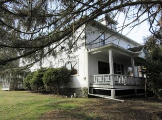 33 Highland Ave, Factoryville, PA 18419