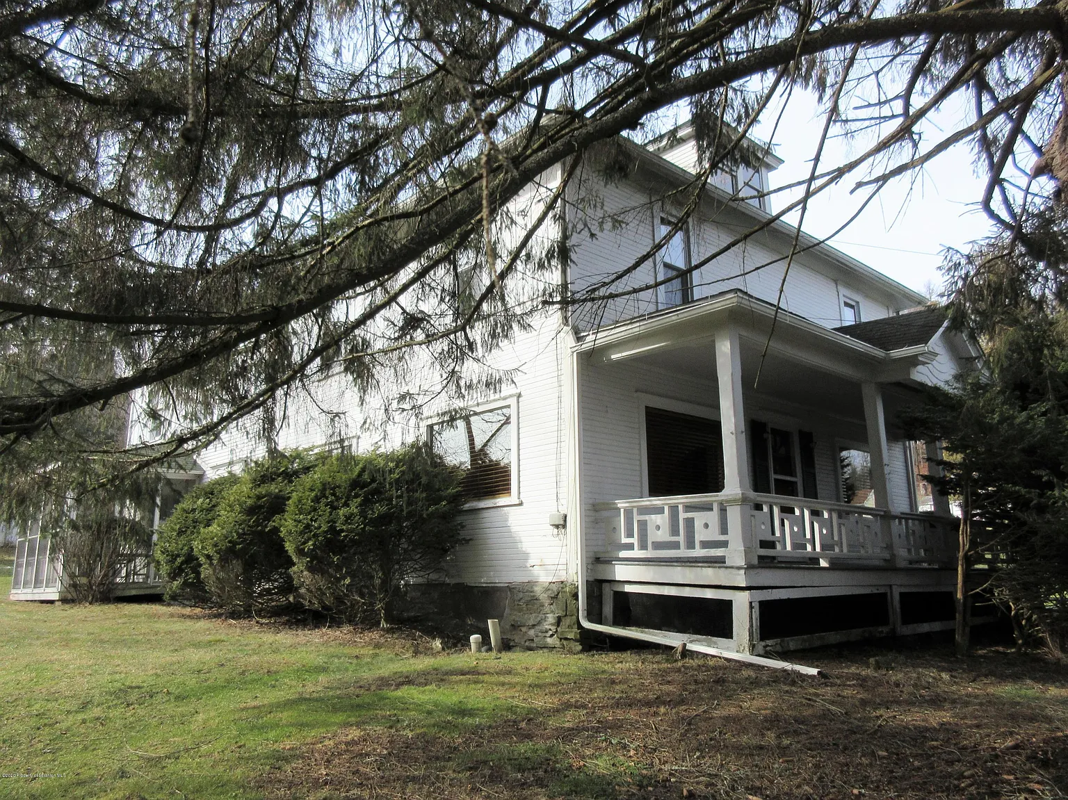 33 Highland Ave photo 1