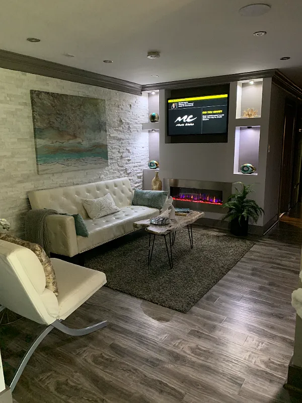 Fully Furnished Room Rental — Photo 1