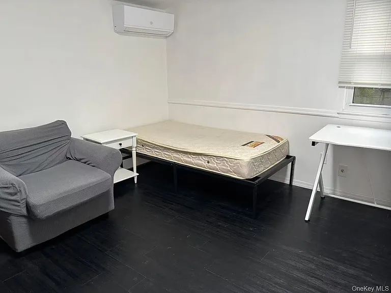 18 Fraternity Ln — Photo 11