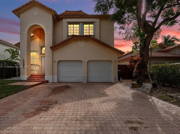 10996 NW 58th Ter, Doral, FL 33178