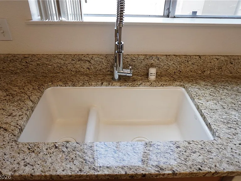 8328 Del Rey Ave — Photo 16