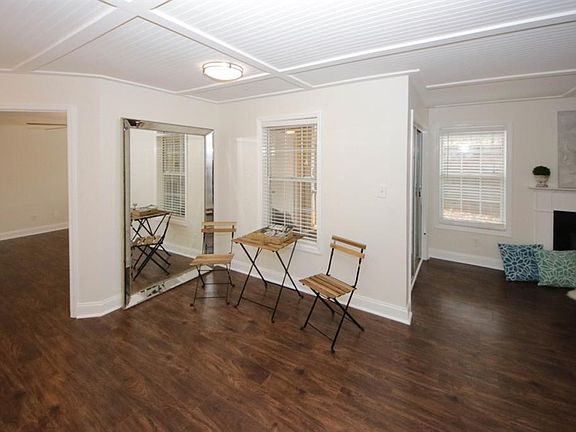 4th image of 2114 River Heights Walk SE