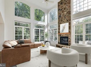 8531 Gallahan Ct, Alexandria, VA 22309