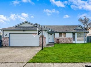 1233 N Cherry Pl, Stayton, OR 97383