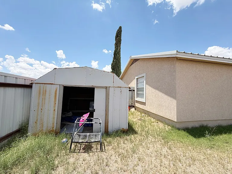2 Star Cir — Photo 27