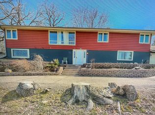 1201 Hillside Ln, Burnsville, MN 55306