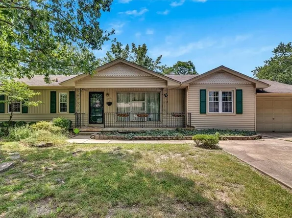 4301 E 113th Ter, Kansas City, MO 64137