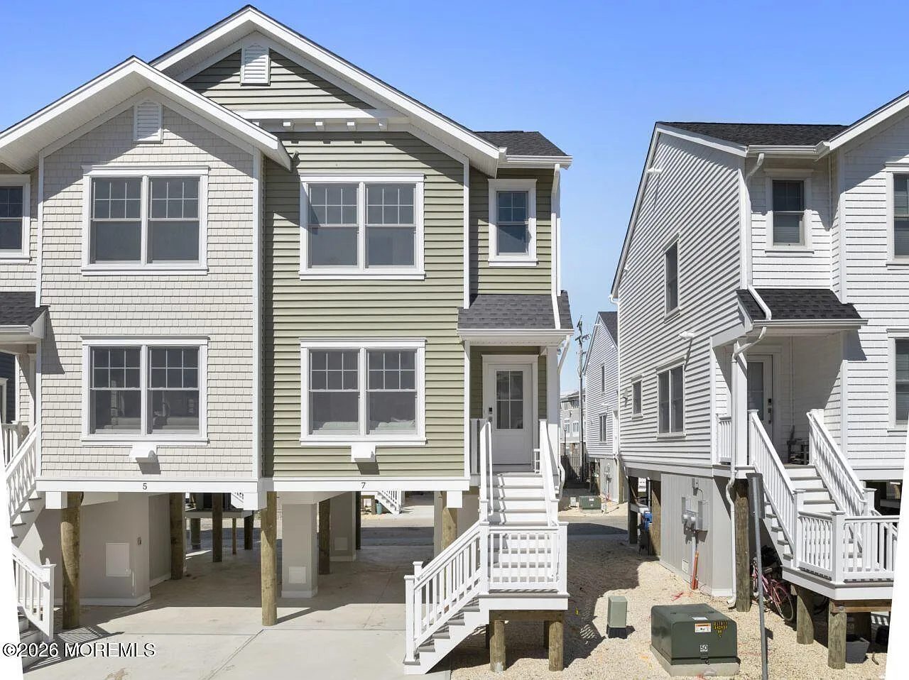 3 bed, 2.5 bath, $3,800 — Photo 2