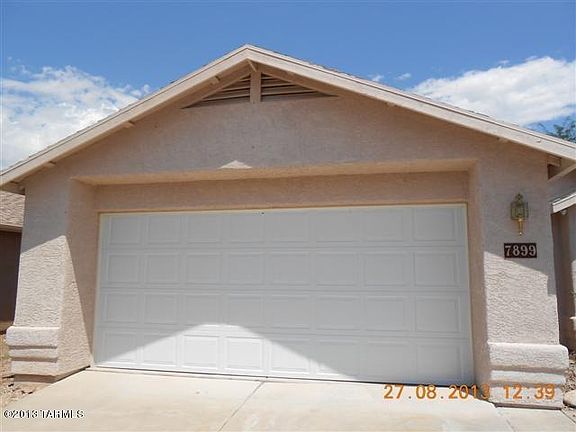 2nd image of 7899 S Lennox Ln
