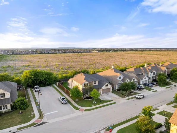 401 Daniel Xing, Liberty Hill, TX 78642