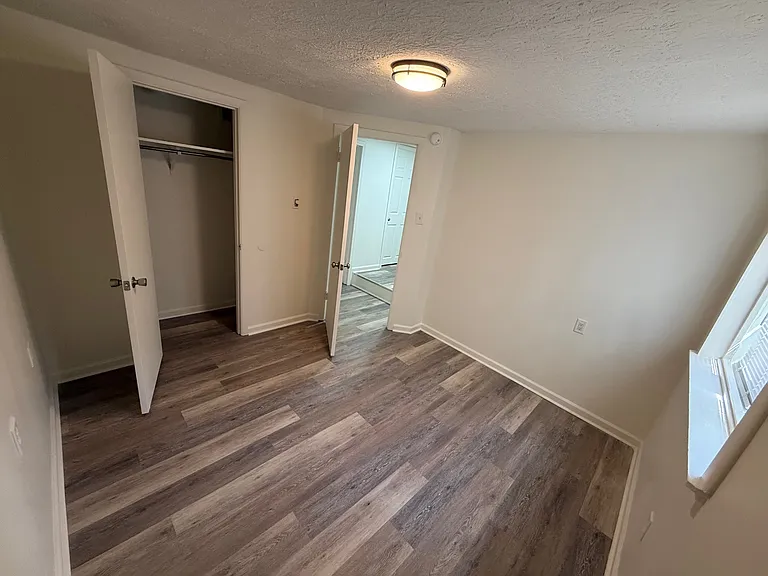 123 Chris Dr — Photo 26