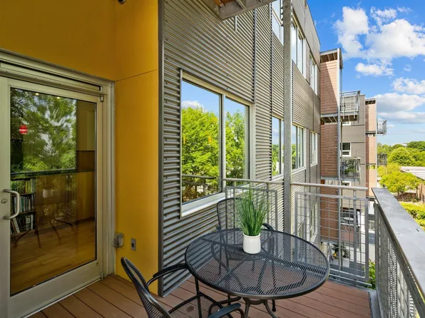 130 Hunt St APT 307, Durham, NC 27701
