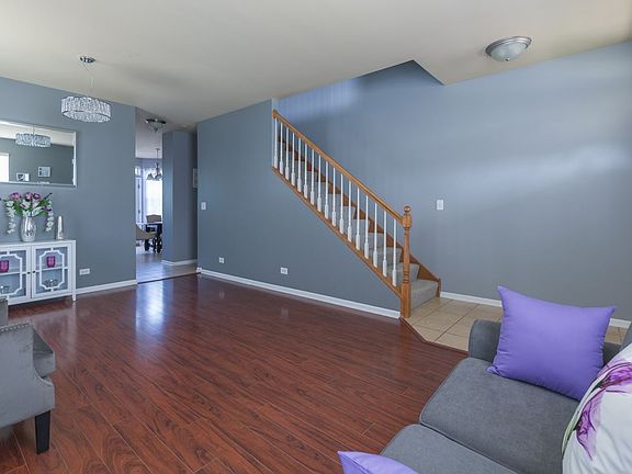 4th image of 2140 N Lotus Dr