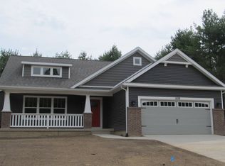 2655 Boulder Creek Dr, Saint Johns, MI 48879