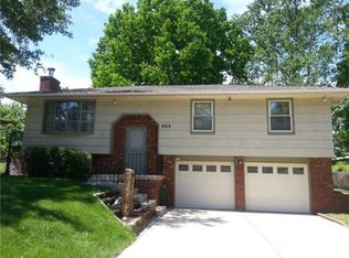 8818 N McGee St, Kansas City, MO 64155