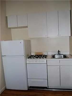 Rented by Buchbinder & Warren | media 23