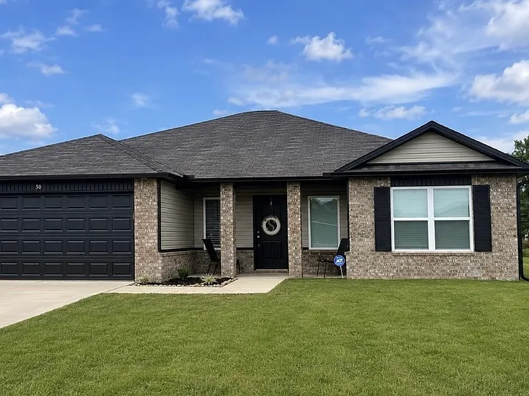 50 Swayze Rhys Ln — Photo 2
