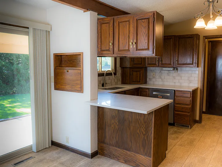 3254 Fernwood Ln — Photo 10