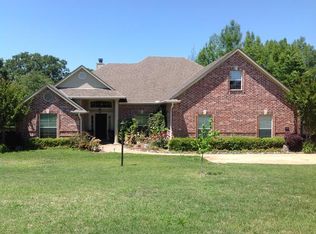 301 Jacobs Point, Benton, LA 71006