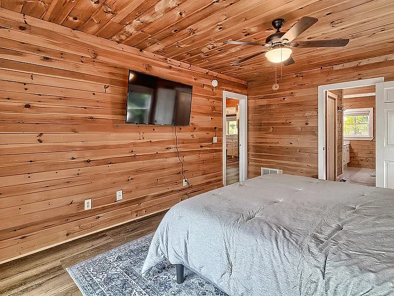1303 Misty Ln — Photo 14