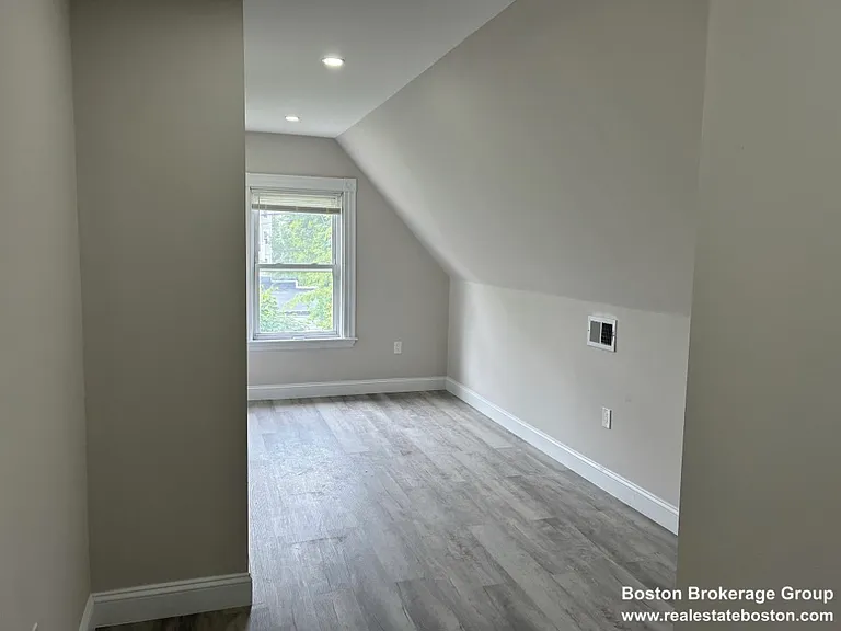 40 Harvest St #2 — Photo 9
