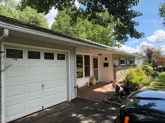 2nd image of 1041 Jeffrey Dr