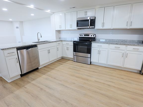 2nd image of 528 N Cogswell Dr