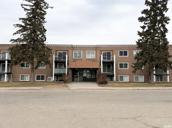 UNIT 8-2707 7th STREET E, Saskatoon, SK S7H 1A7