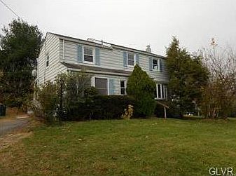 2nd image of 2960 Stephens St