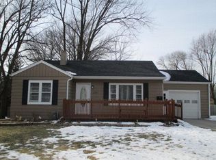 2301 Cliff Rd, Burlington, IA 52601