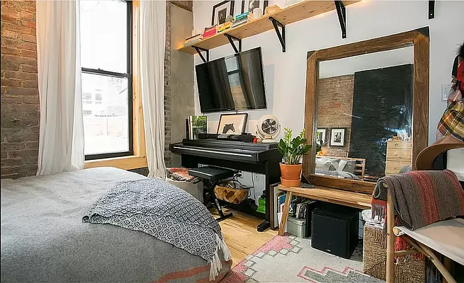 Rented by Nolita Group | media 10