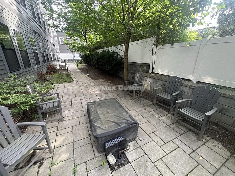 30 Polk St #401 — Photo 11