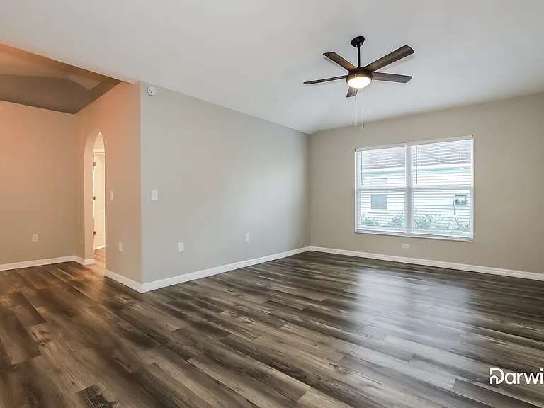 5070 Teather St — Photo 6