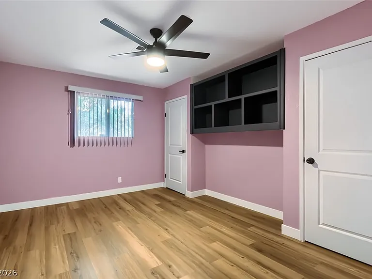 5631 Gilbert Ln — Photo 17