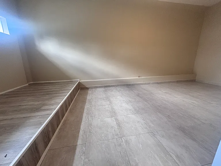 Bonus Room