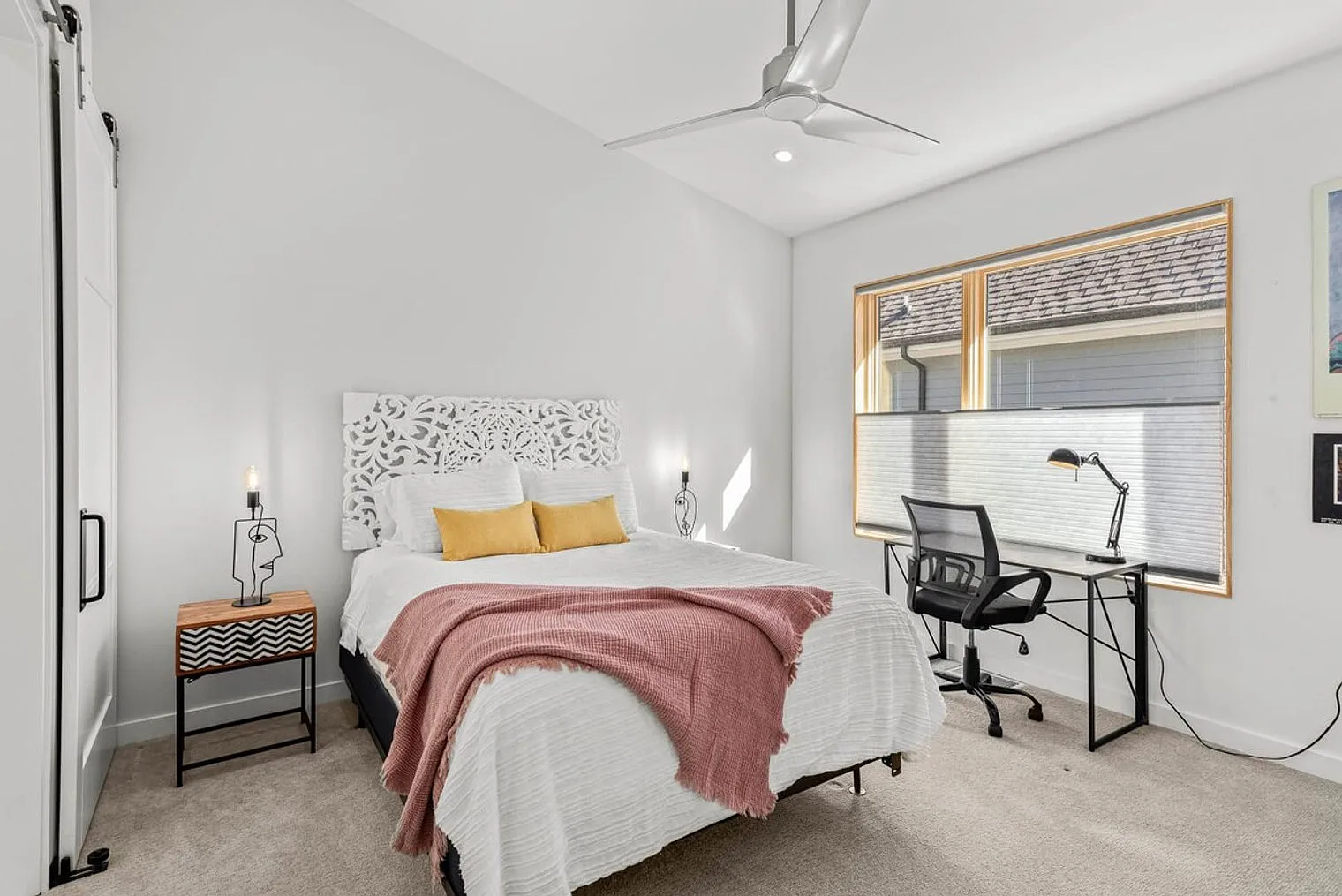 2 bed, 2.0 bath, 1506 sqft, $3,404 — Photo 3