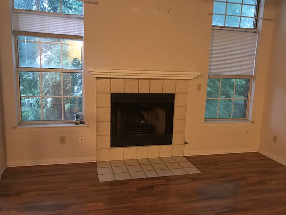 4th image of 784 Windbrook Cir APT 201
