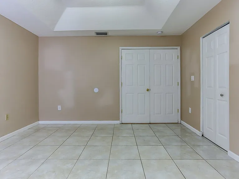 18081 SW 152nd Ct — Photo 6