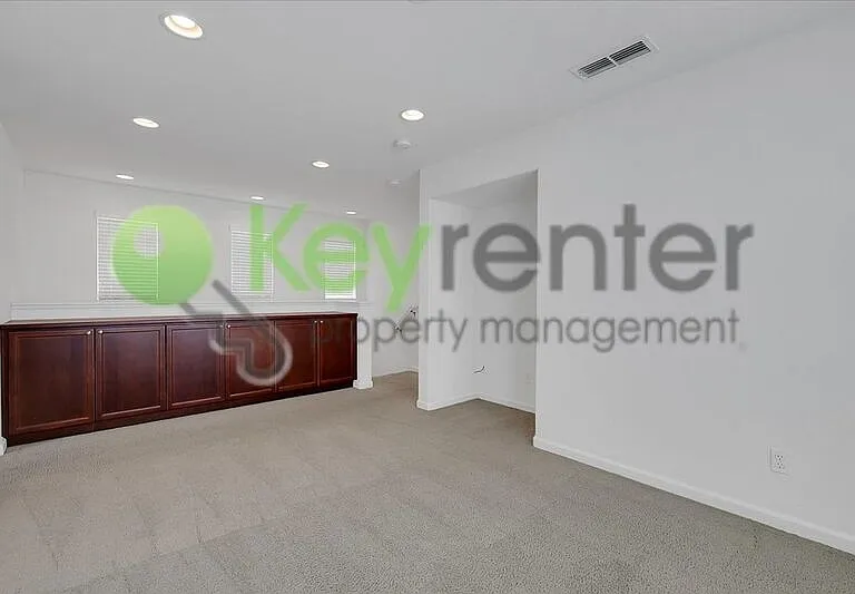 1104 Impressionist Loop — Photo 14