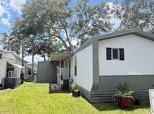 308 Vista Dr, Tampa, FL 33613