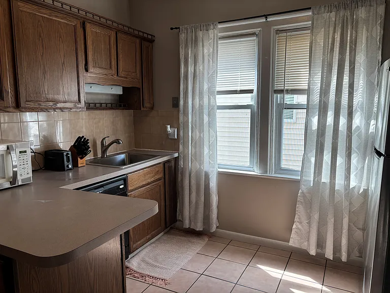 398 Colvin Ave #1 — Photo 12