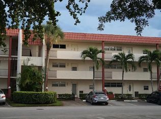 9820 S Hollybrook Lake Dr APT 205, Pembroke Pines, FL 33025